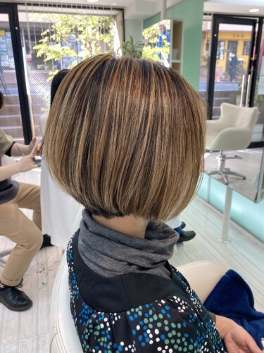 ブリーチのみでメッシュ ヘアカラー 白髪カバー メッシュ スタッフブログ 代々木八幡 美容室スプラッシュ